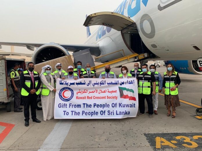 Sri Lanka Embassy facilitates Donation of Medical Items from the Kuwait Red Crescent Society