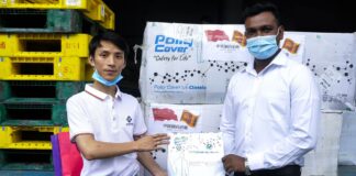 Donation of 100000 face masks to Sri Lanka