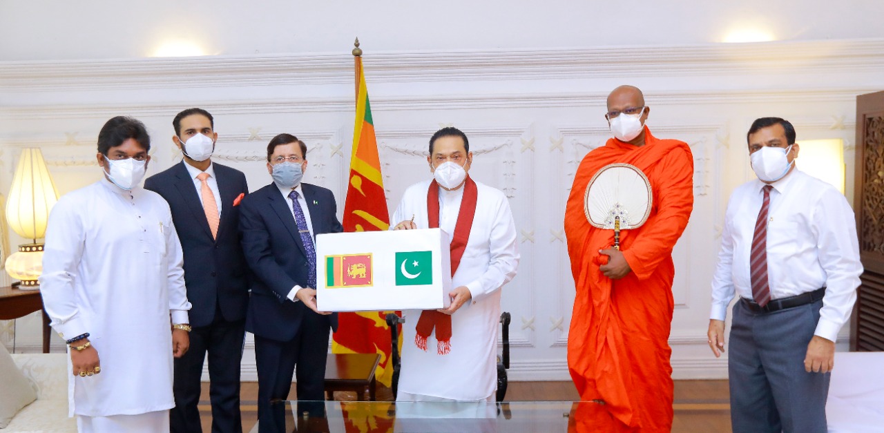 Pakistan hands over donation of Medical Equipment to Prime Minister Mahinda Rajapaksa