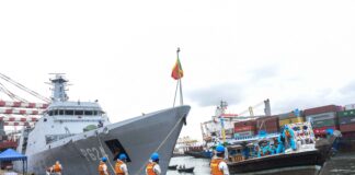 Navy intercepts foreign fishing vessel carrying heroin worth over Rs. 1575 million