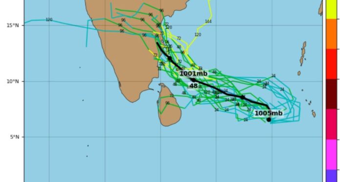 Low Pressure area in Bay Of Bengal close to Sri Lanka