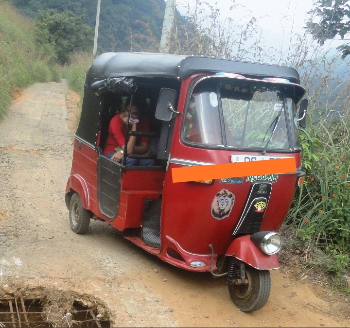 DMT allows tuk-tuks to modify at a cost