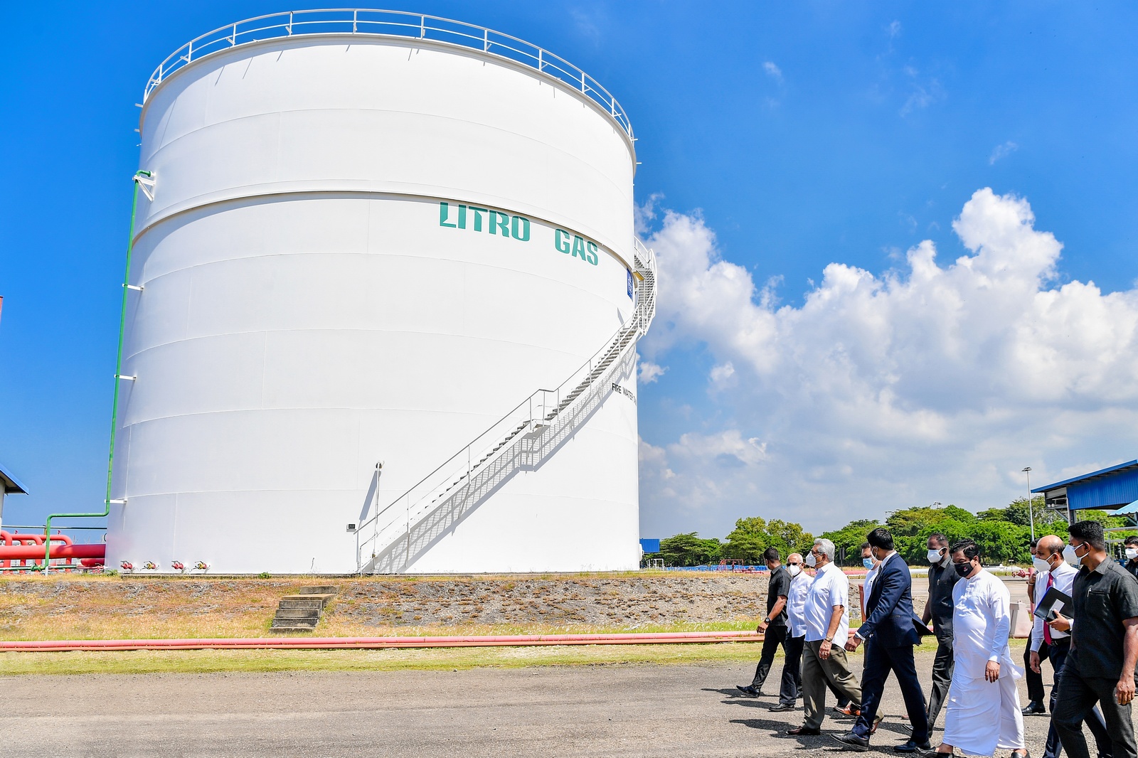 President inspects Litro Gas Terminal – Litro Gas to meet the demand in the next few days