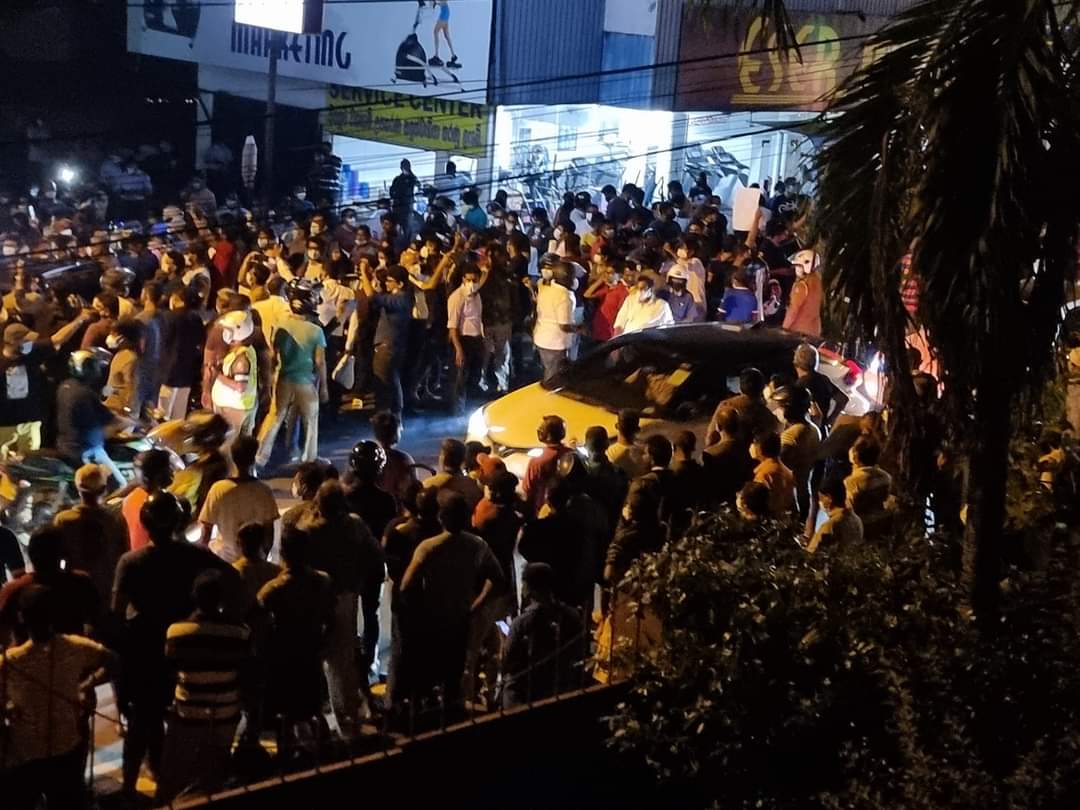 Protest in Mirihana -Curfew Lifted