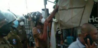 Tense situation in Galle when the police removed the tent