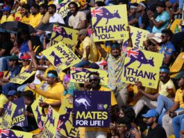Amazing gratitude shown by the fans in Colombo