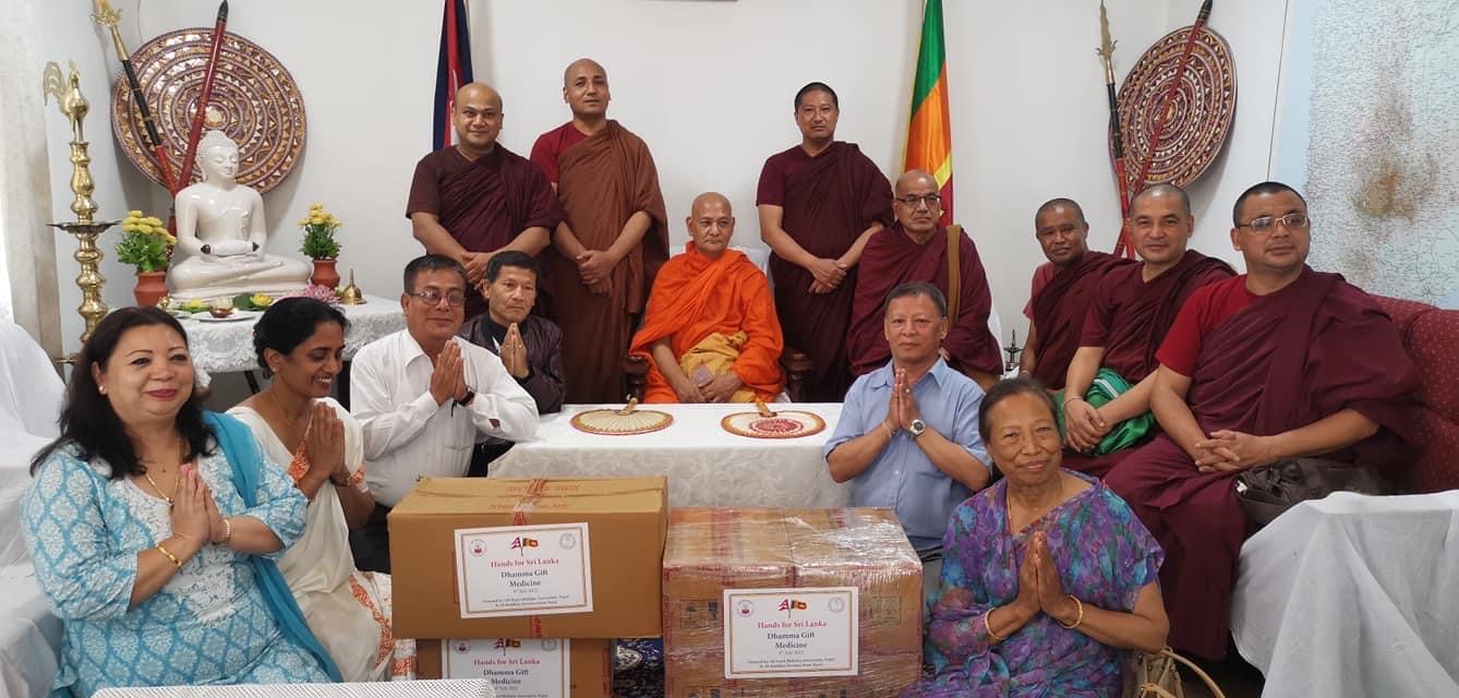 “Hands for Sri Lanka” under the All Nepal Bhikkhu Association donates essential medicines to Sri Lanka