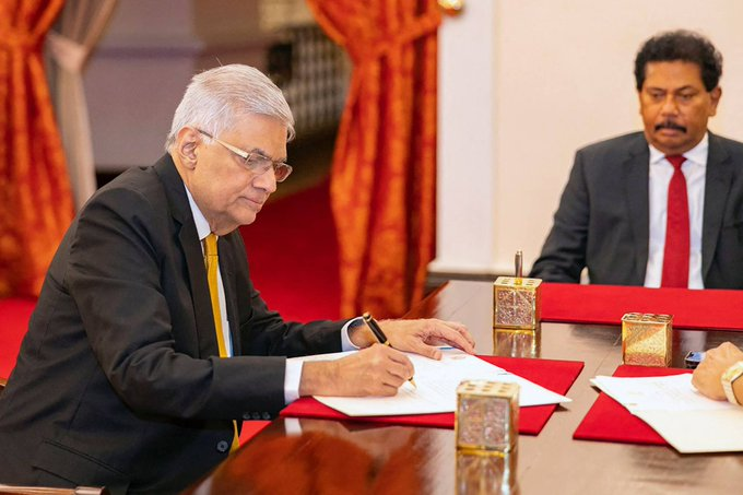 President take oaths today as the 8th Executive President of Sri Lanka