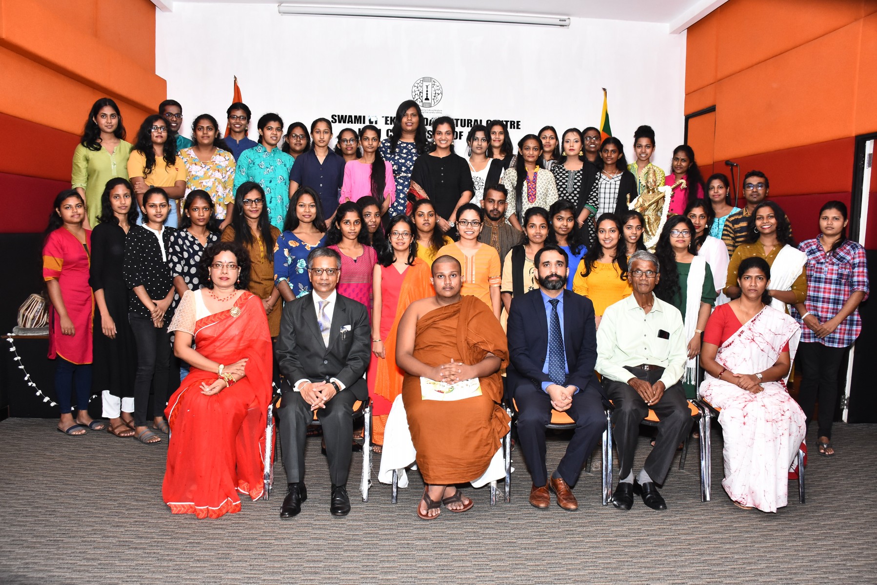 Scholarships for 18 Sri Lankan Hindi Students to Study in India