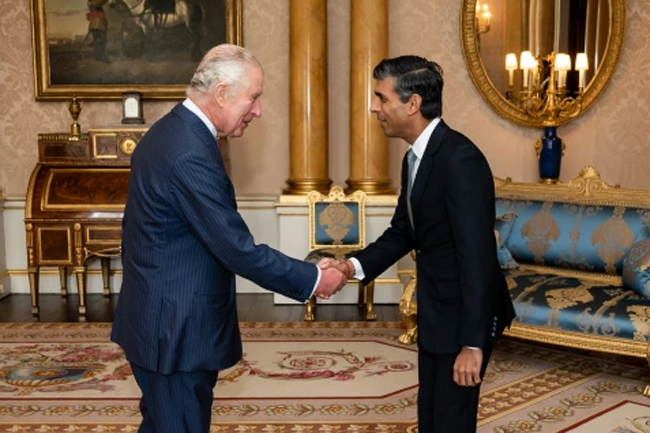 Rishi Sunak becomes UK’s new prime minister, pledges to restore stability