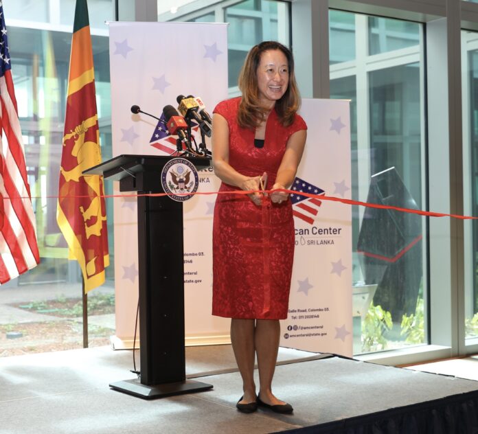 New American Center Opens Its Doors in Colombo