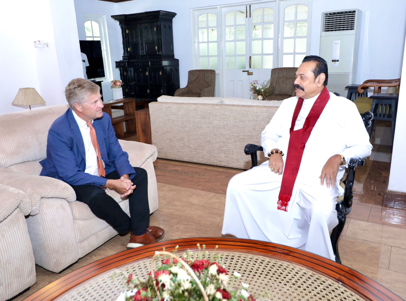 Erik Solheim meets Former President Mahinda Rajapaksa