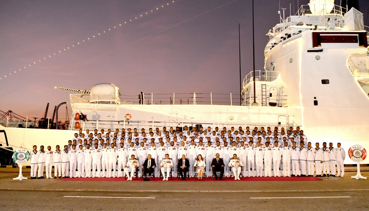 <strong>President Wickremesinghe and U.S. Ambassador Chung celebrate the Commissioning of the U.S-donated Sri Lanka Navy Ship Vijayabahu</strong>