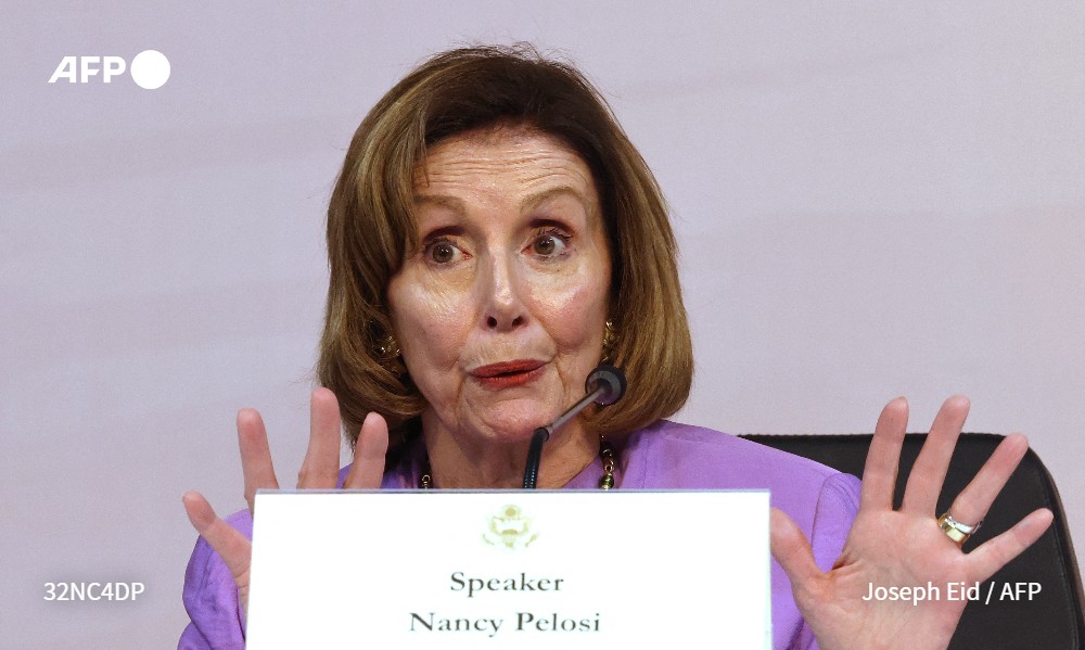 Nancy Pelosi to step down as top Democrat after Republicans take House.