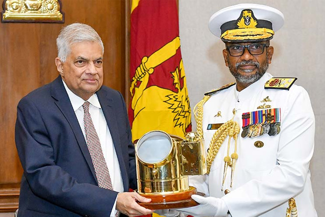 New Sri Lanka Navy Commander calls on the President