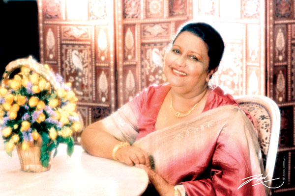 Kala Keerthi Sumitra Peries passed away