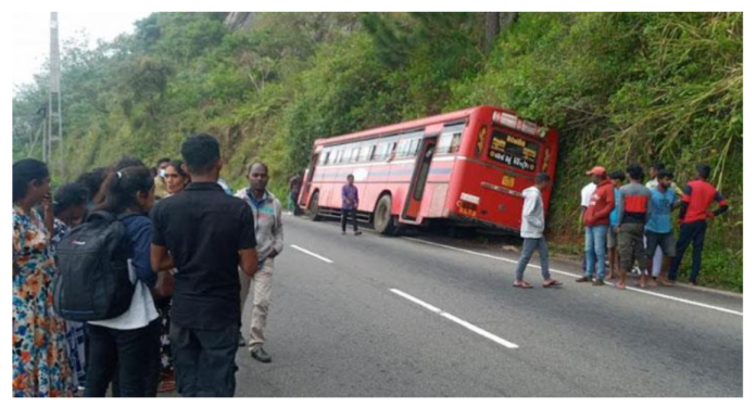 Sri Lankan SLTB CTB BUS Driver Saves Bus from Going Over Cliff