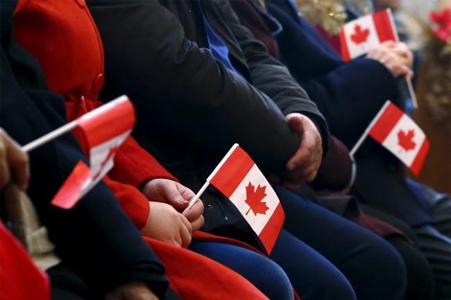 Canada sees record population growth in 2022 from immigration