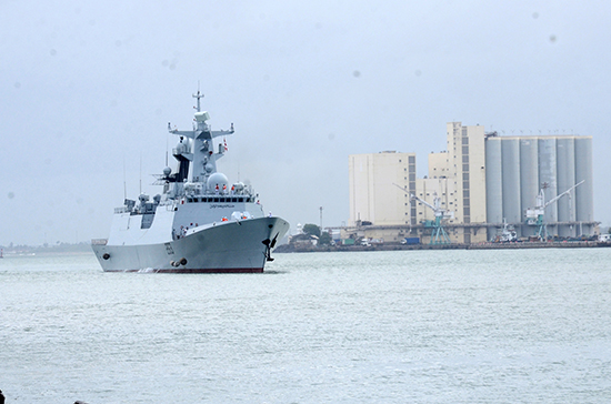 Pakistan Naval Ship ‘Tippu Sultan’ arrives at port of Colombo on official visit