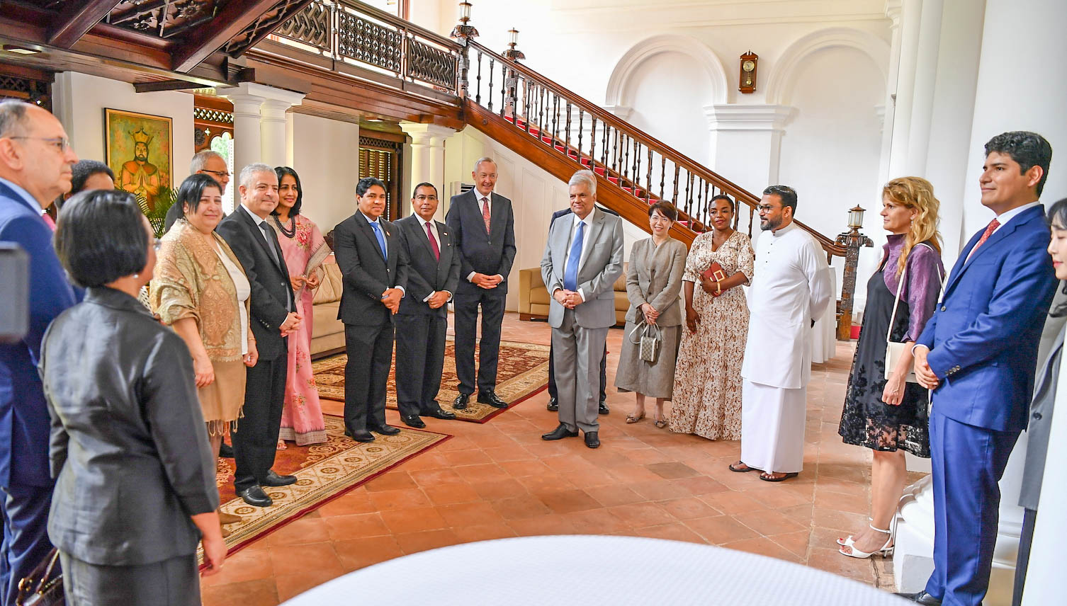 Three High Commissioners and seven Ambassadors present credentials to the President