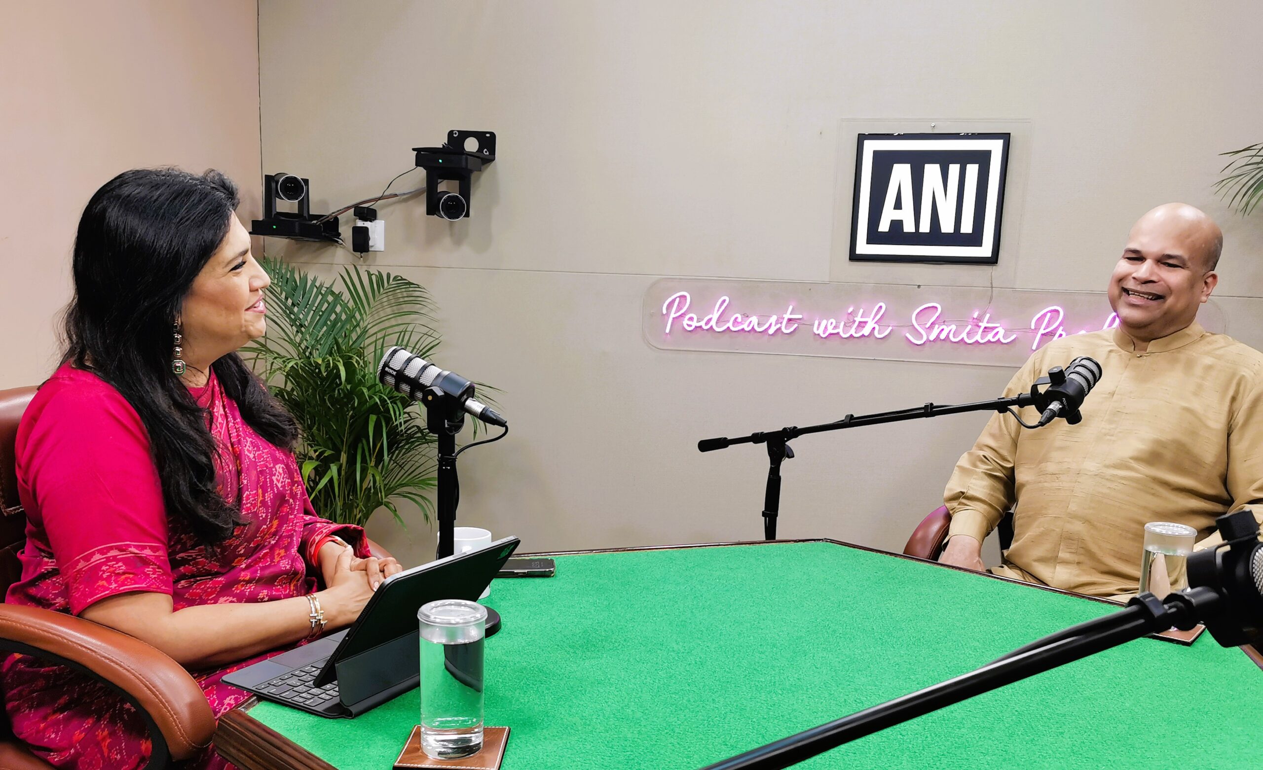High Commissioner Moragoda interviewed in premier talk show ‘Podcast with Smita Prakash’