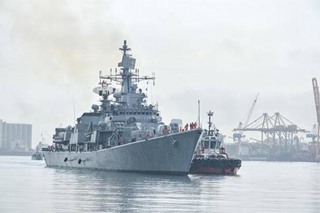 Indian warship ‘Delhi’ docks in Colombo