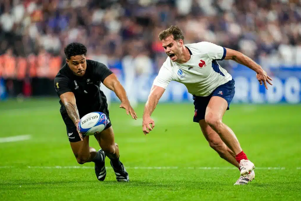 France beat New Zealand 27-13 in Rugby World Cup opener