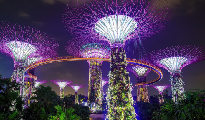 #SingaporeTravel #ExploreSG #MustVisit 10 Best Attractions in Singapore That You Must Visit