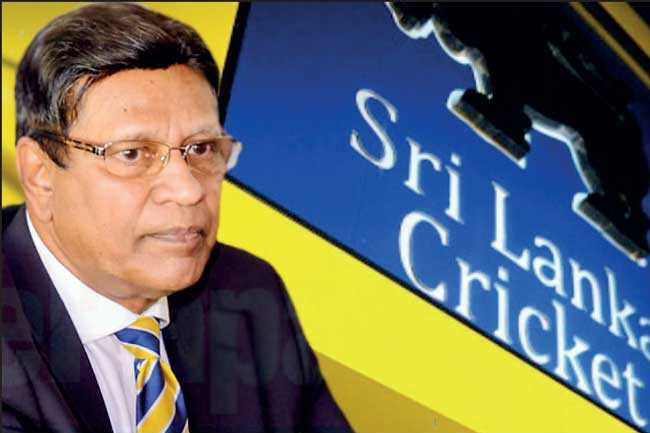 Mohan de Silva steps down as SLC secretary