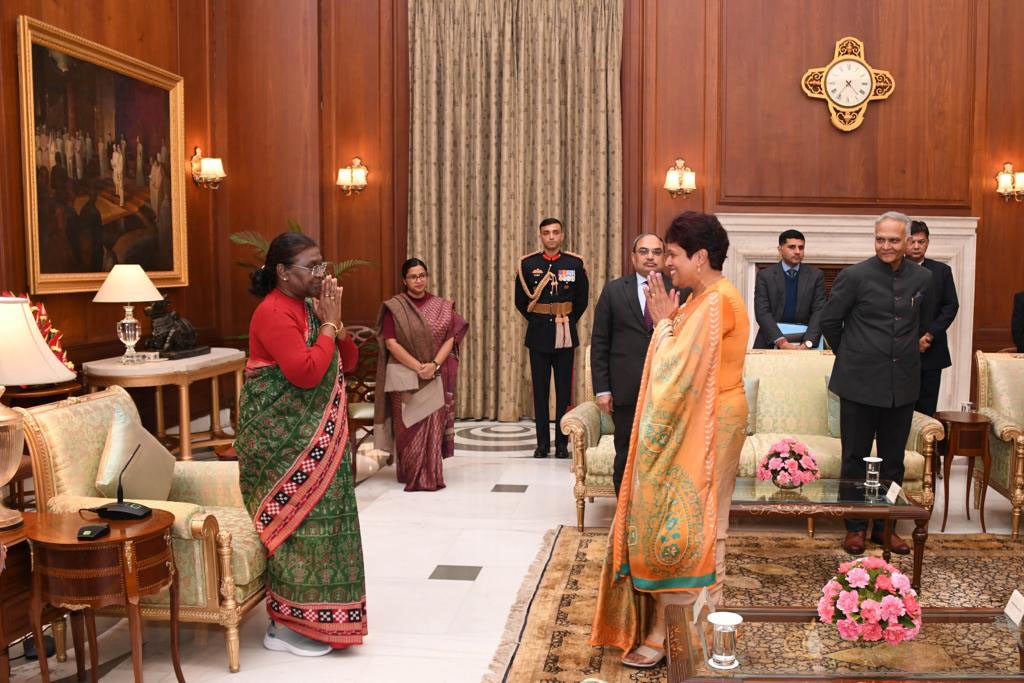 Kshenuka Senewiratne presented credentials as the High Commissioner of Sri Lanka to India