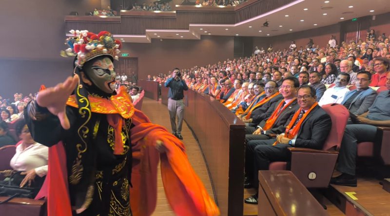 Cultural Grandeur: Ambassador Qi Hosts Spectacular Chinese New Year Showcase in Sri Lanka